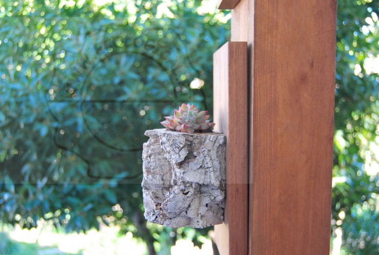 Cork wall pot-S